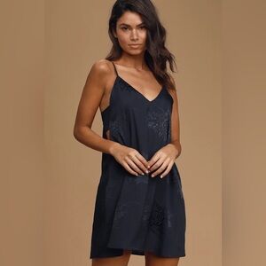Lulu's always be a lover navy blue floral embossed satin shift dress